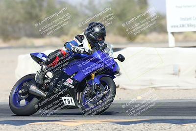 media/Oct-30-2025-Racers Edge (Thu) [[dabbdaf680]]/3-B Group/Session 5 (Turn 6)/